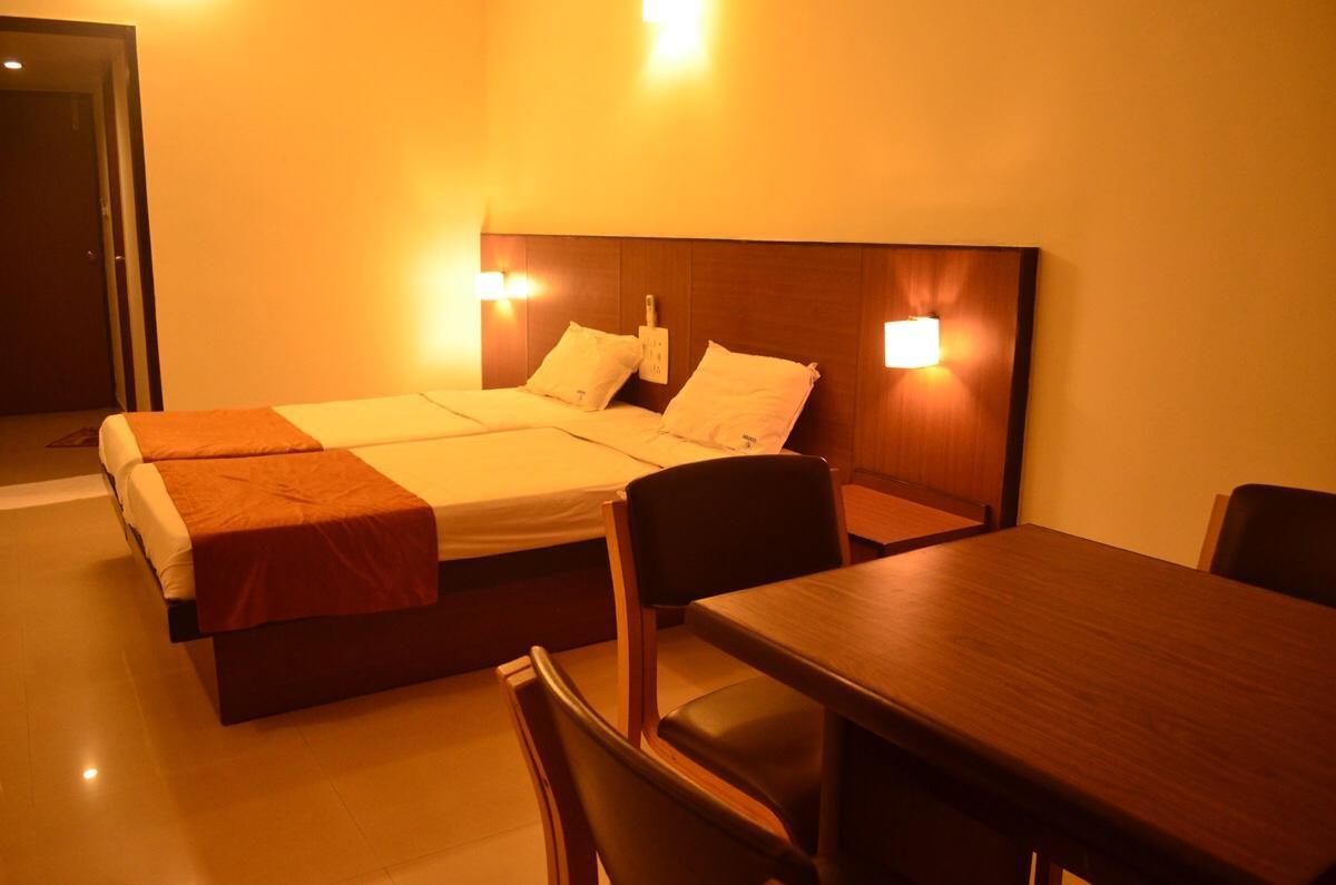 Century Executive Hotel Udupi Eksteriør billede