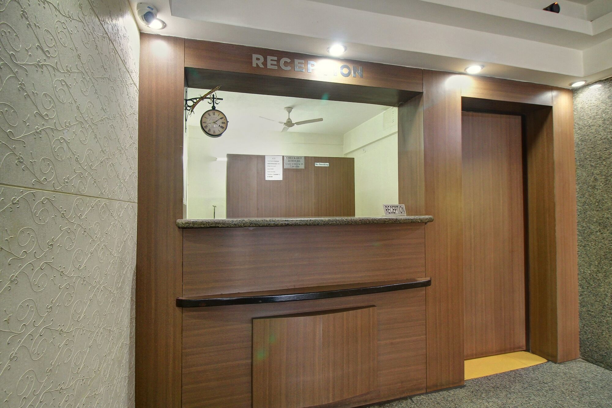 Century Executive Hotel Udupi Eksteriør billede